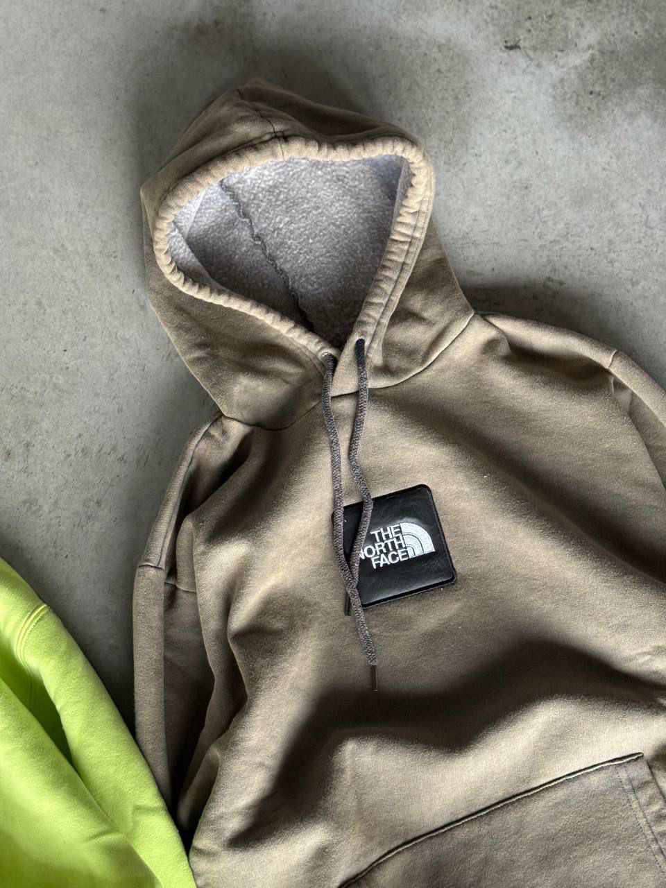 Buzo The North Face Bordado con capucha