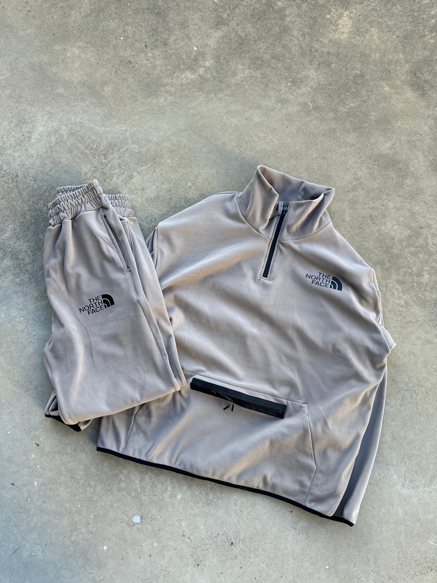 Conjunto The North Face Jogging + Buzo