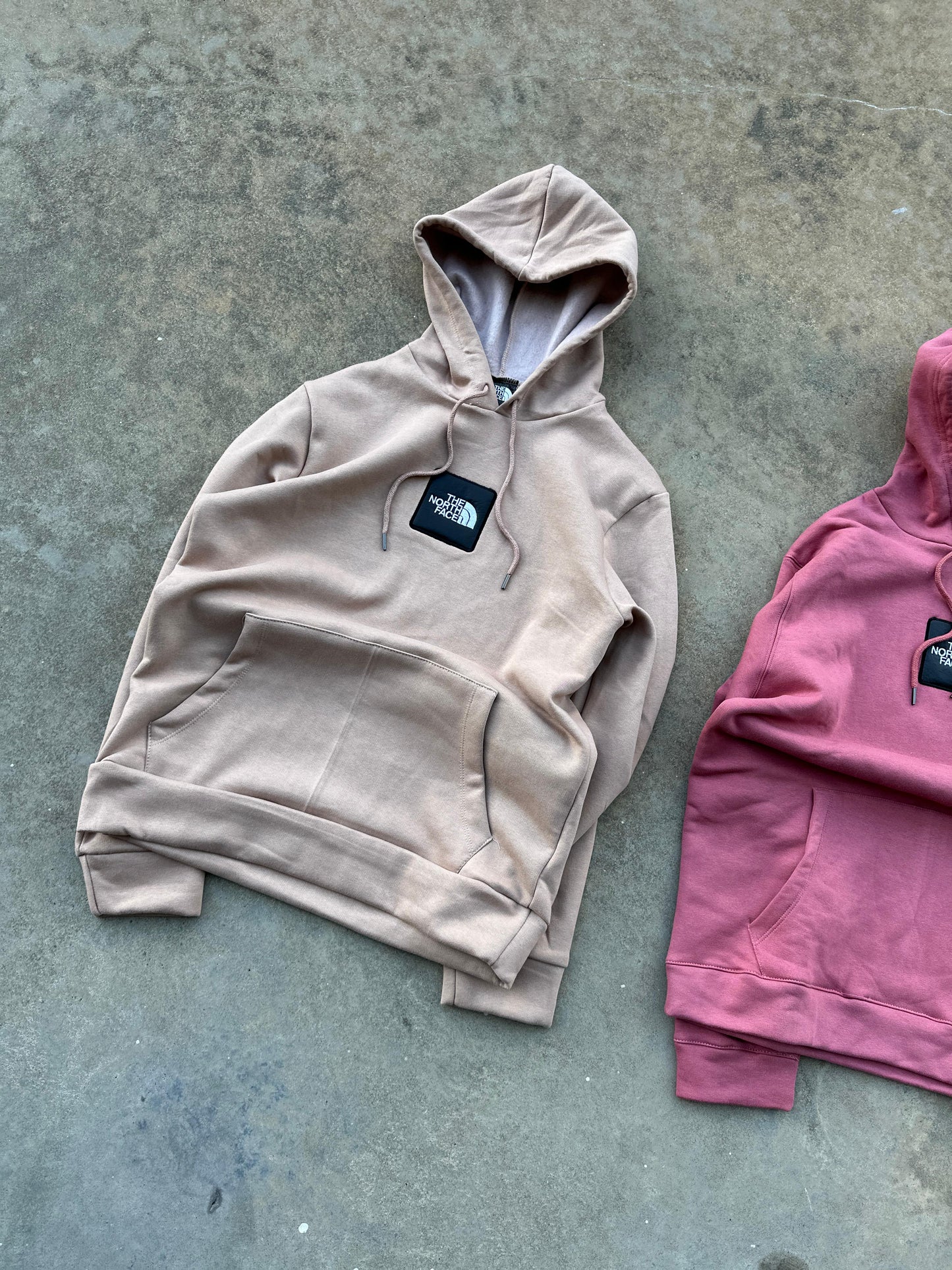 Buzo The North Face Bordado con capucha
